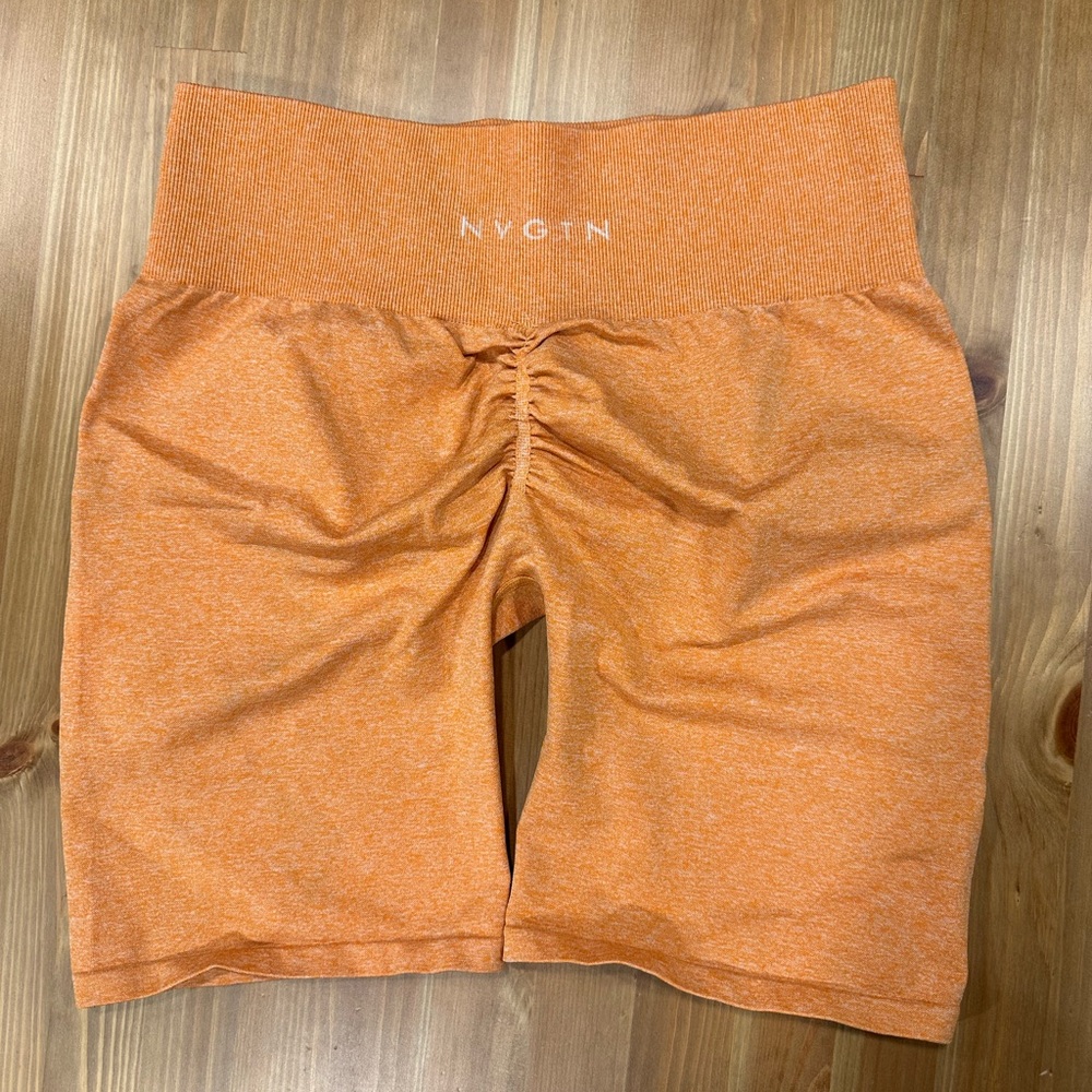 NVGTN Women's Vibrant Orange Bike Shorts